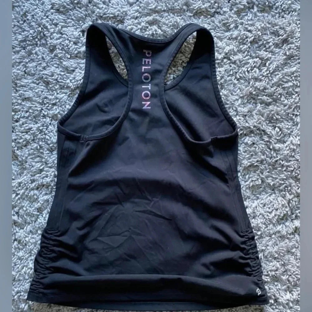 Peloton Cadent Maternity top size Medium - Picture 9 of 9